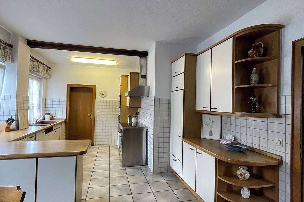 Ferienhaus Brink Bauernhaus mit Gartenhütte in Drolshagen, Biggesee