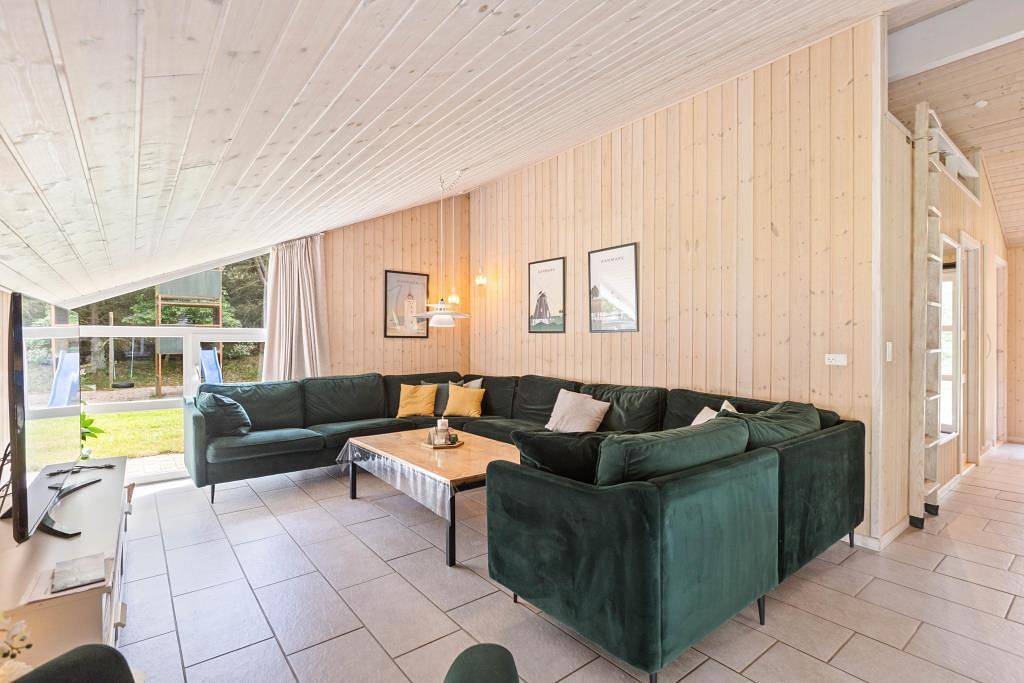 Well-maintained holiday home with pool, sauna and hot tub for 12 people in Ho in Ho, Varde e dintorni