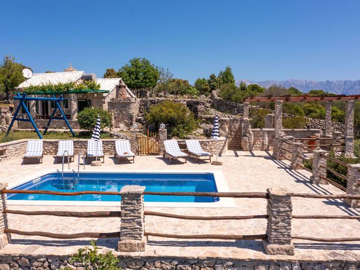 Finca für 4 Personen, mit Pool und Garten in Kroatien - 2