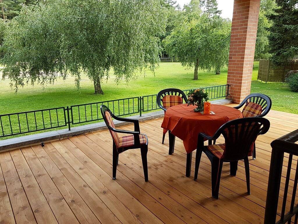 Am Walde Komfortable Ferienresidenz in Wooster-Teerofen, Neu Poserin