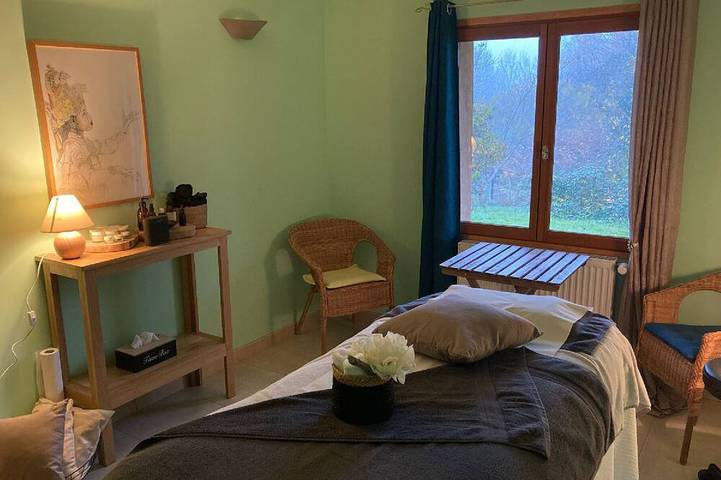 Location de vacances pour 2 personnes, avec Jardin et Piscine à Saint-Usuge - 3