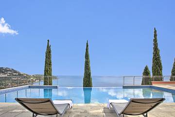 Ferienwohnung für 4 Personen, mit Terrasse und Pool in Roquebrune-Cap-Martin