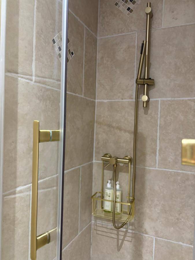 Chambre d’hôte pour 2 personnes, avec jardin et piscine ainsi que balcon et vue à Rochegude - 3