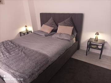 Gîte pour 6 personnes, avec jardin à Montry