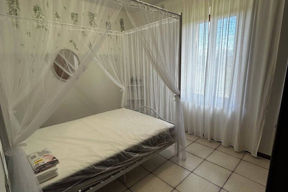 If you are looking for a cozy retreat in the heart of Tuscany, this is the ideal choice. in Colle di Val d'Elsa, Siena Province
