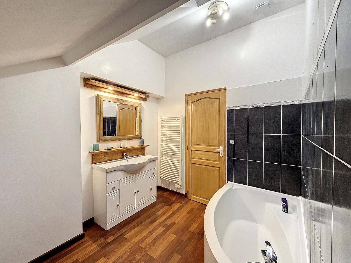 Appartement entier, Le relais des Forges in Saint-Leu-d'Esserent, Oise
