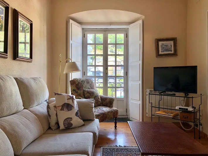 Ferienwohnung für 5 Personen, mit Terrasse und Ausblick - 1