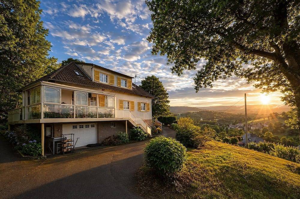 Grande et Belle Maison de Campagne  a 5 minutes de Gueret - Ideal pour familles in Sainte-Feyre, Région de Guéret