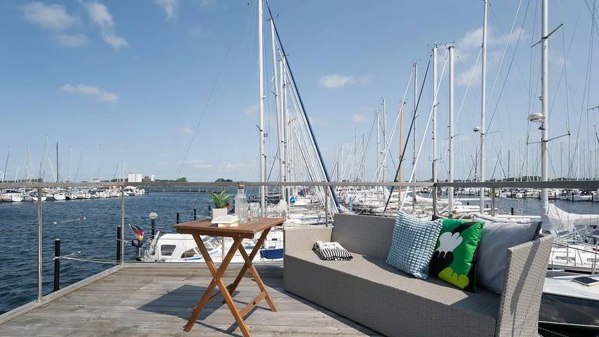 Boot für 3 Personen, mit Terrasse, mit Haustier in Burg auf Fehmarn und Umgebung - 2