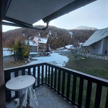 Gîte pour 6 personnes, avec vue à Réallon