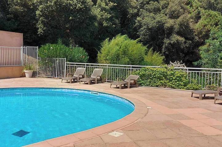 Appartement de vacances pour 3 personnes, avec terrasse et jardin