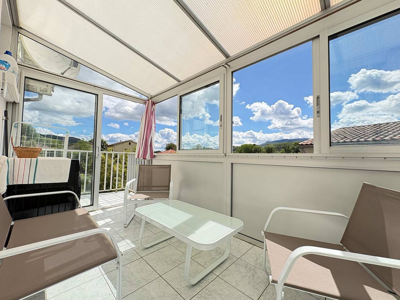 Appartement entier, Appartement de vacances pour 4 personnes avec jardin in Le Poujol-sur-Orb, Région de Béziers