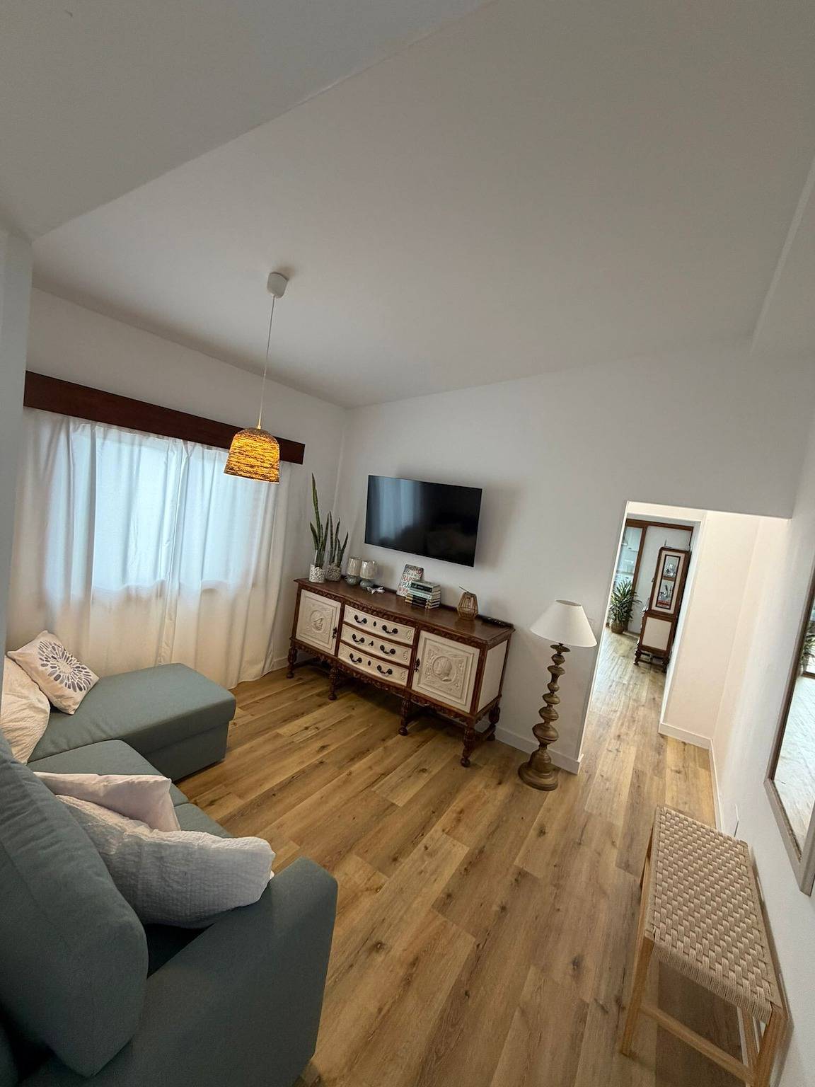Apartamento entero, Apartamento vacacional 'Rayo Verde' con vistas al mar, terraza compartida y Wi-Fi in Punta del Hidalgo, San Cristóbal de La Laguna