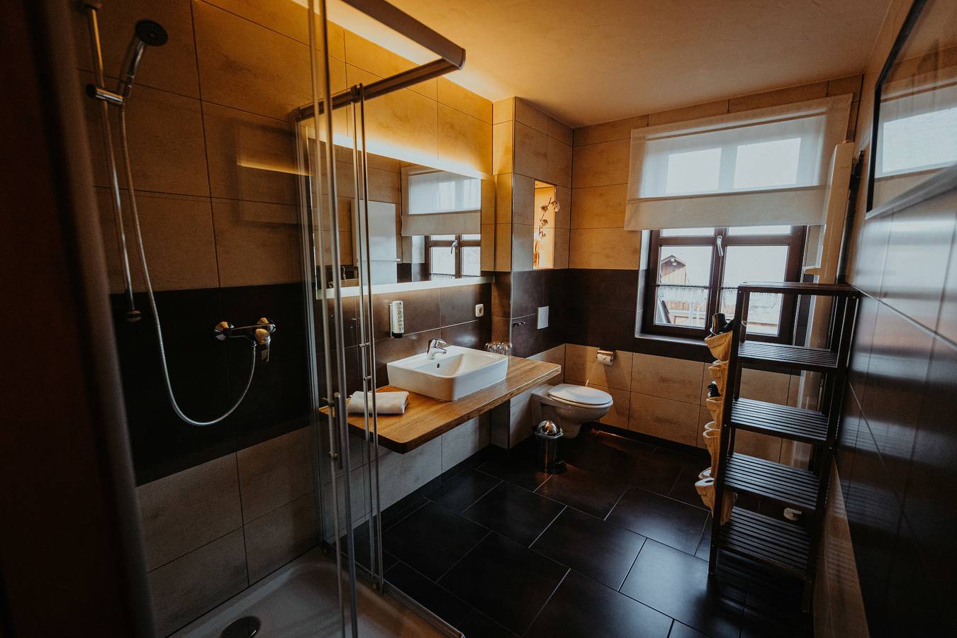 Urlaub im historischen Rittergut Positz aus dem 16. Jahrhundert - individuelle, lichtdurchflutete Romantikzimmer in Oppurg, Saaleland