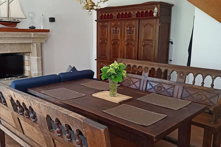 Charming, renovated fisherman's cottage in the heart of Ile Tudy, with a private courtyard in Île-Tudy, Côte de Cornouaille
