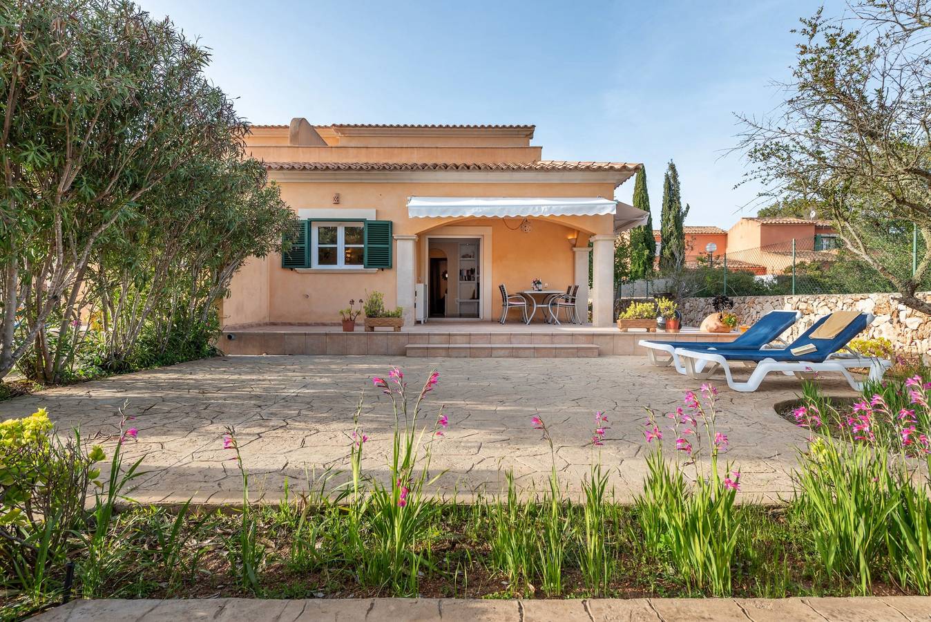 Wunderschöne Villa mit Pool, Dachterrasse, Garten, Wlan & Klimaanlage; Parkplatz vorhanden in El Paraiso - Sa Rapita, Campos