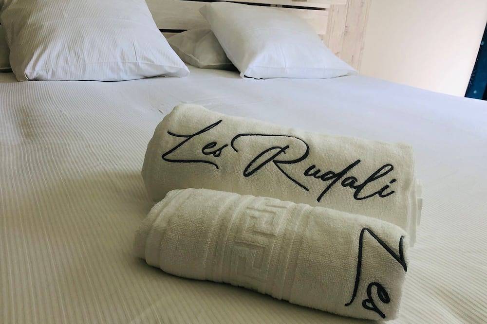 \"Louisiane\" Maison  Neuve avec piscine proche de La rochelle pour 6 personnes in Chambon (Charente-Maritime), Région de Rochefort