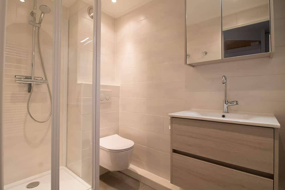 Apartamento entero, Apartamento 500 metros de la góndola con vistas al Lago in Thollon-les-Mémises, Thonon-les-Bains region