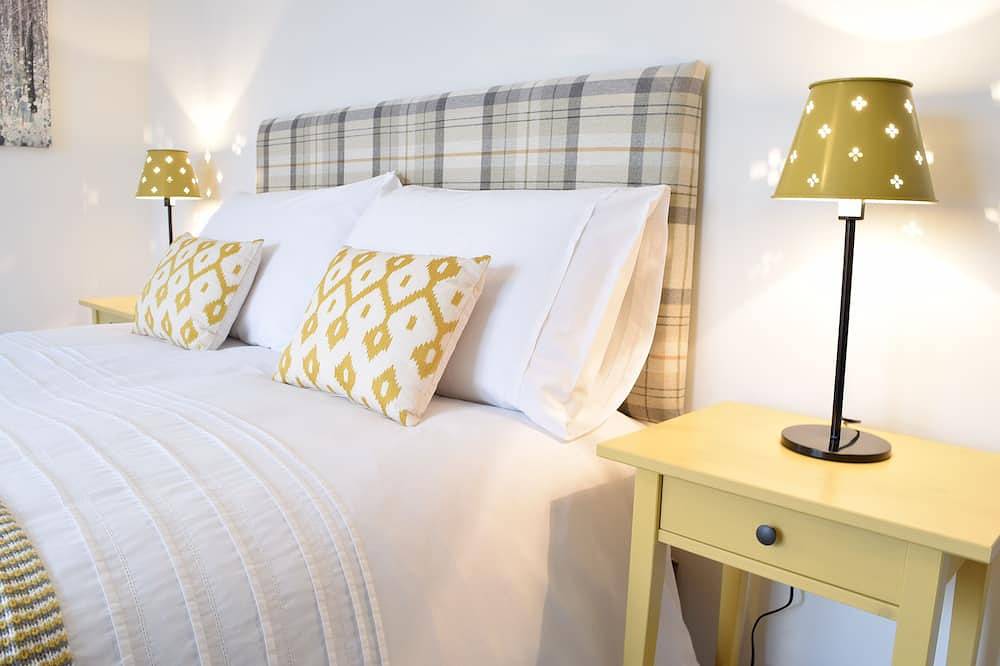Entire apartment, Westlake Apartment No.1  in Hampton, Peterborough in Hampton Hargate and Vale, Peterborough