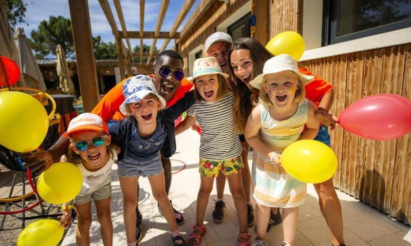 Camping Narbonne Plage 4* : Mobil Home Premium 33 M² A 200M De La Plage Et Centre Ville in Narbonne Plage, Narbonne