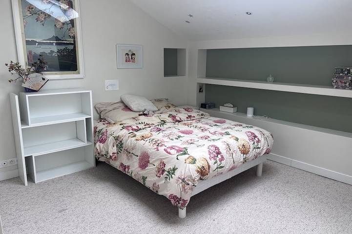 Location de vacances pour 8 personnes, avec terrasse et jacuzzi à Nanterre - 4