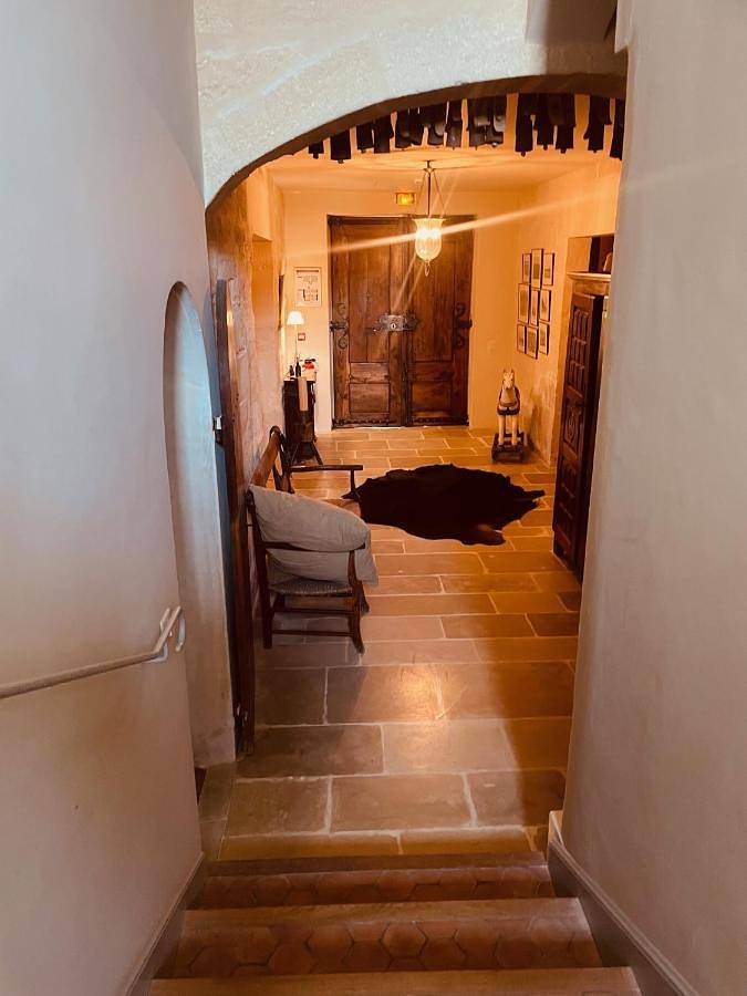 Location de vacances pour 8 personnes, avec jardin dans Le Sambuc - 4