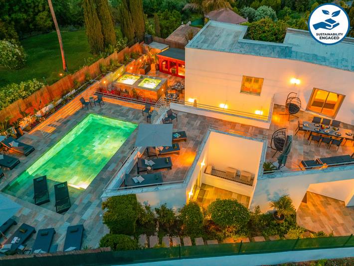 Villa voor 36 personen, met terras en tuin in Armação de Pera