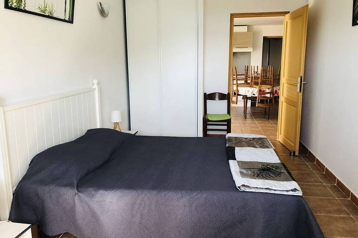 Location de vacances pour 4 personnes, avec terrasse et jardin dans Plage du Ruppione - 2