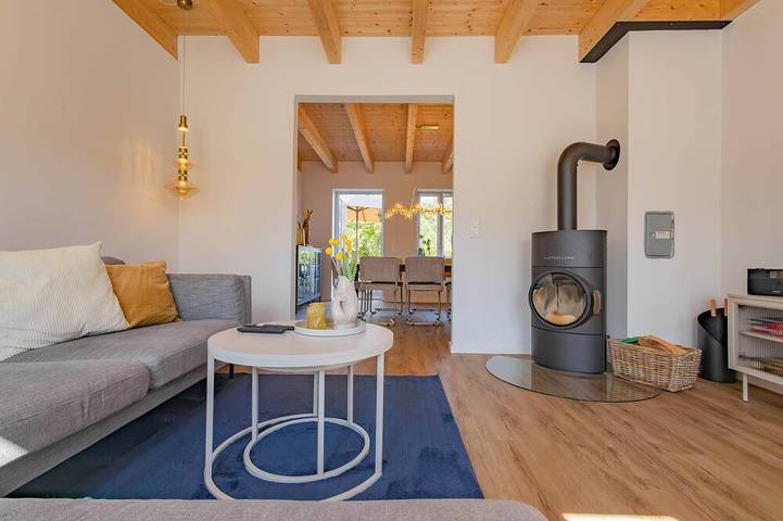 Die Alte Meierei - Historisches Ferienhaus mit Wellness - 150m zum Naturstrand in Quern, Steinbergkirche