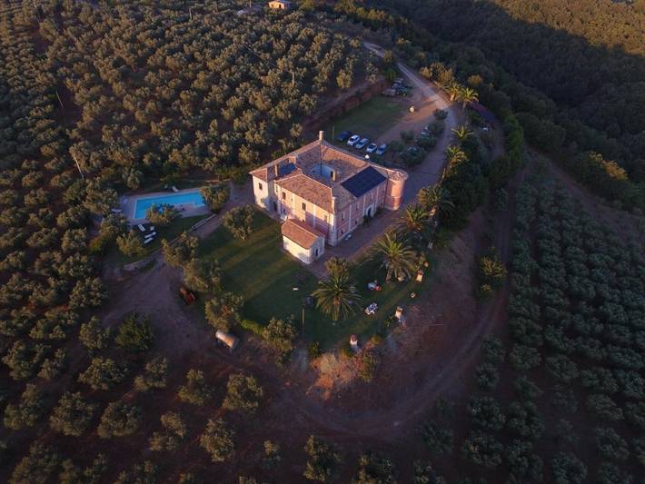 Location de vacances pour 6 personnes, avec Terrasse et Jardin ainsi que Piscine et Vue à Pianopoli