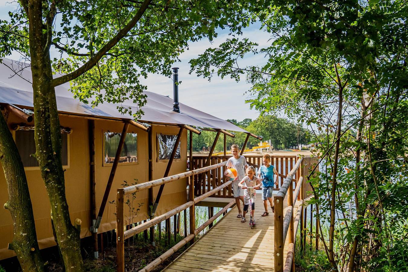 Vakantiepark Breebronne — Waterlodge in Maasbree, Limburgo (Países Bajos)