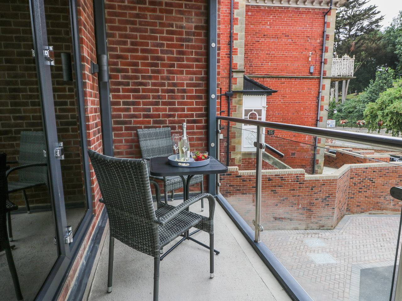 Entire apartment, The Office Gardens, Apartment 1 in Whitby, North York Moors National Park