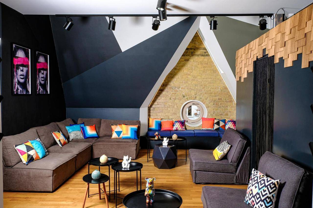 Geheel appartement, Berlin Roof&Chill Loft I Overthetop 2-level I 170m2 I 2 Bäder I Bachelor I Familien I Gruppen I Events in Friedrichshain - Kreuzberg, Berlijn