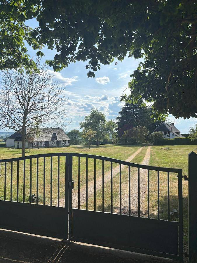 Location de vacances pour 8 personnes, avec vue et terrasse dans Le Mesnil Germain - 3