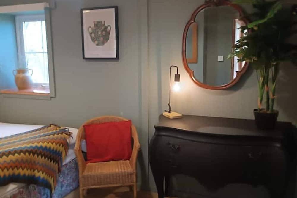 Cosy Country Cottage In Co Wicklow - Close to beaches, mountains & forests in Avoca, County Wicklow