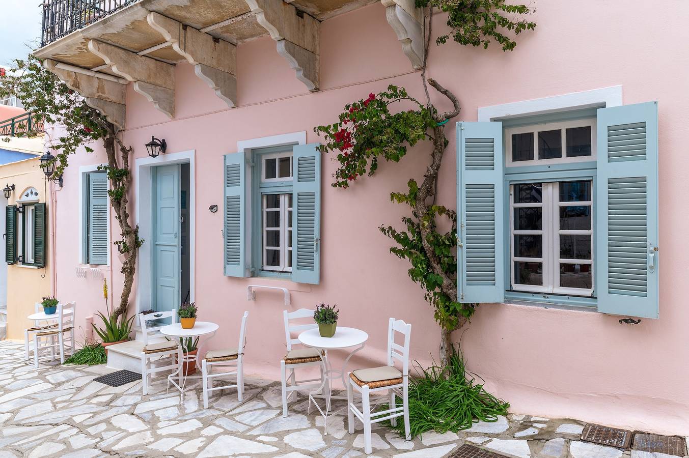Holiday Home 'Apano Vrysi Tinos 3' with Shared Terrace, Wi-Fi and Air Conditioning in Tinos