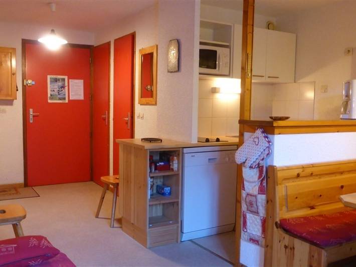 Gîte pour 8 personnes, avec piscine dans Arêches - 3