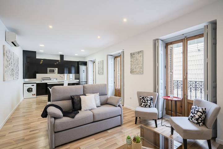 Appartamento per 6 persone, con Balcone e Terrazza nonché Panorama in Puerta del Sol