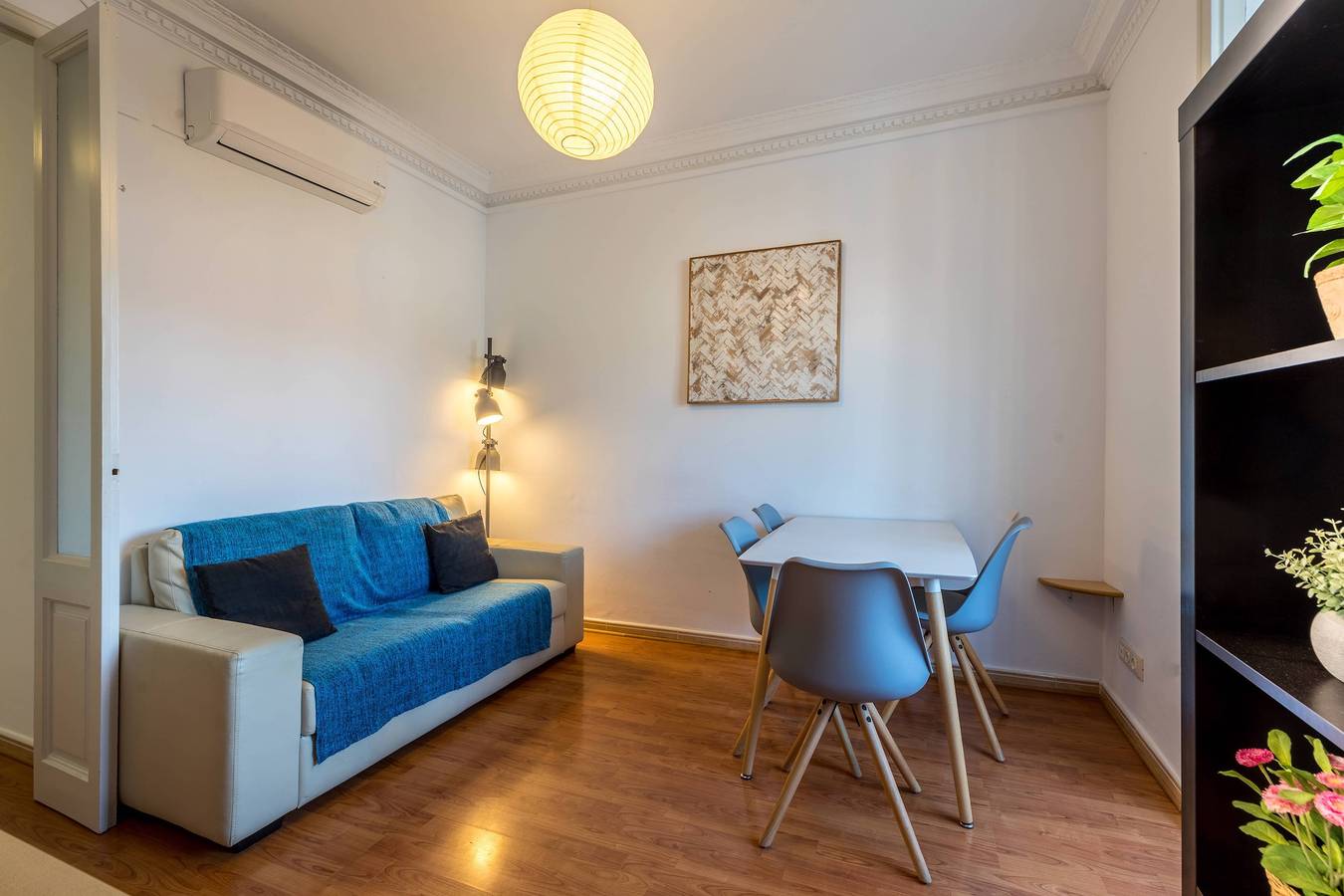 Entire apartment, 62par1015- Fantástico 2Br en centro de Barcelona in Barcelona Centre, Barcelona