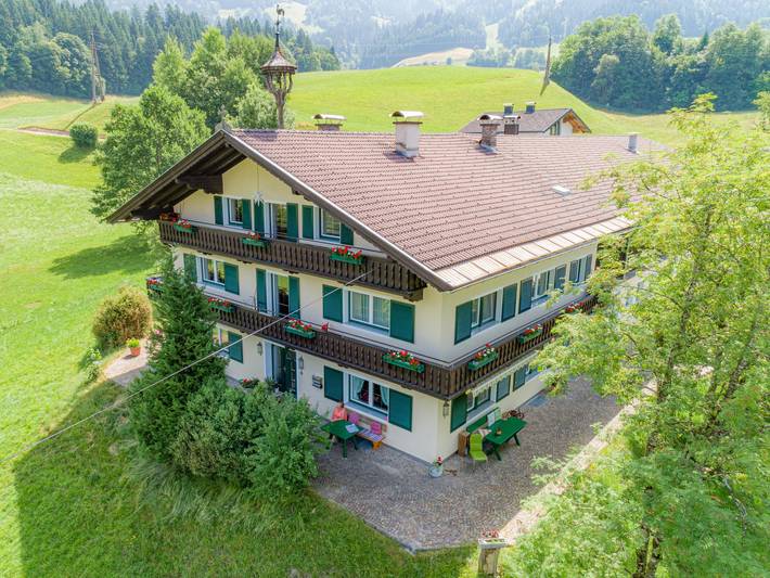 Ferienwohnung für 10 Personen, mit Garten und Balkon in Itter