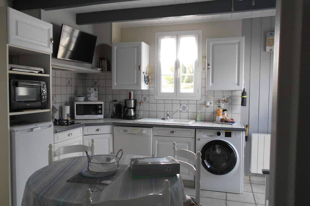 Ile De Re 2/3 P: vélos, Wifi, linge, cuisine, parking ,commerces,plage, port, in Saint-Martin-de-Ré, Île de Ré