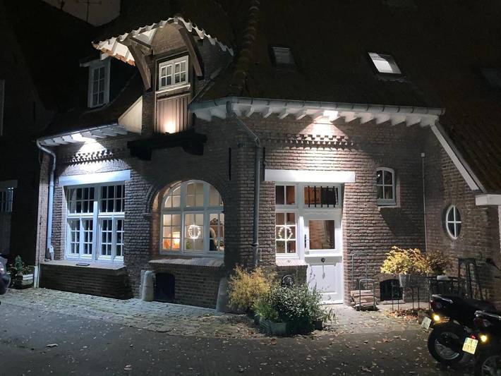 Chambre d’hôte pour 2 personnes, avec Jacuzzi et Terrasse ainsi que Sauna et Vue à Lys-lez-Lannoy