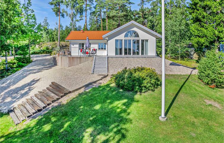 Ferienhaus für 5 Personen, mit Seeblick und Terrasse sowie Garten in Dalsland - 3