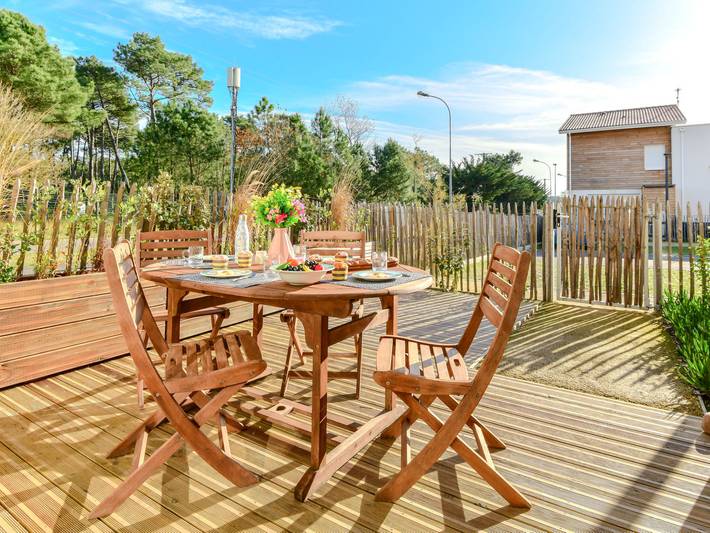 Location de vacances pour 4 personnes, avec terrasse à Mimizan