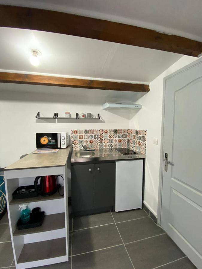 Appartement entier, One-Bedroom Apartment in Othis, Seine-et-Marne
