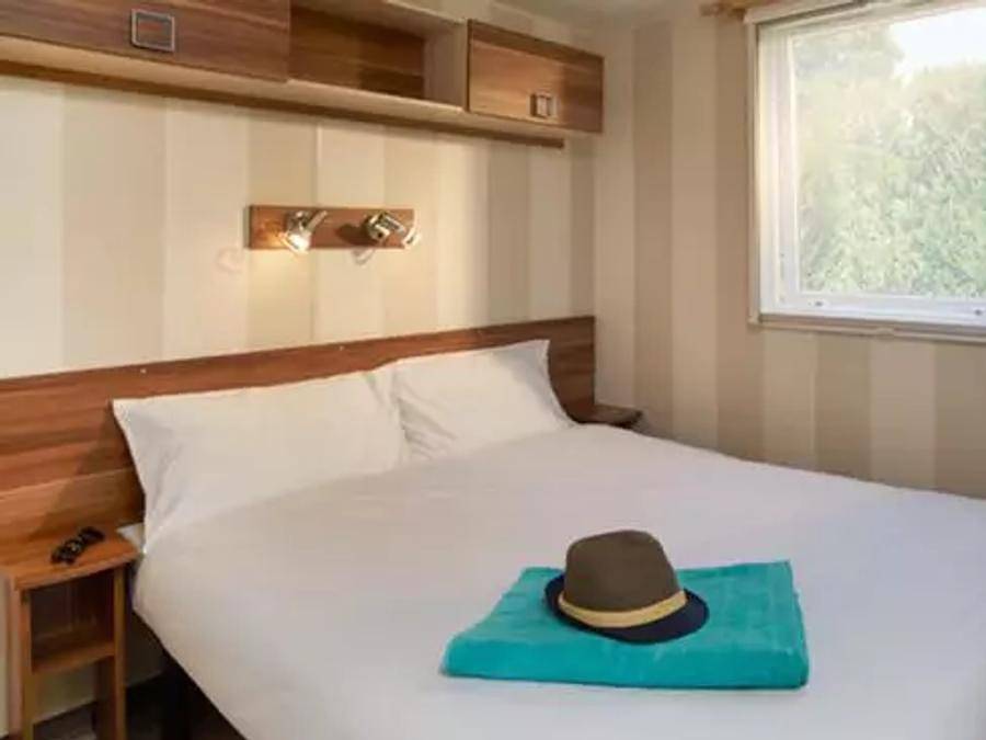 Hu Altomincio village - Mobilheim 8 personen - Comfort | 3 Zi. | 6/8 Pers. | Teilweise überdachte Terrasse | Clim. in Valeggio sul Mincio, Verona Provinz