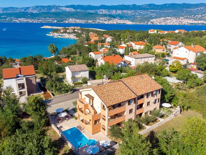 Ferienwohnung für 5 Personen, mit Kinderpool und Balkon in Silo (Krk)