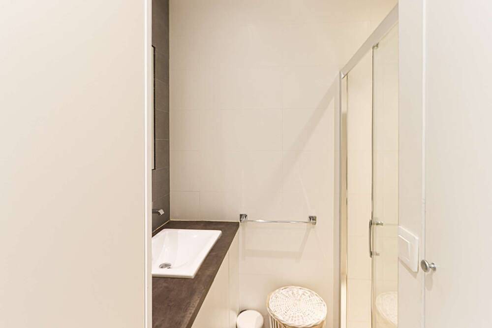Appartement entier, Port Grimaud  Appartement sur la plage  - Clim Wifi in Port Grimaud, Grimaud