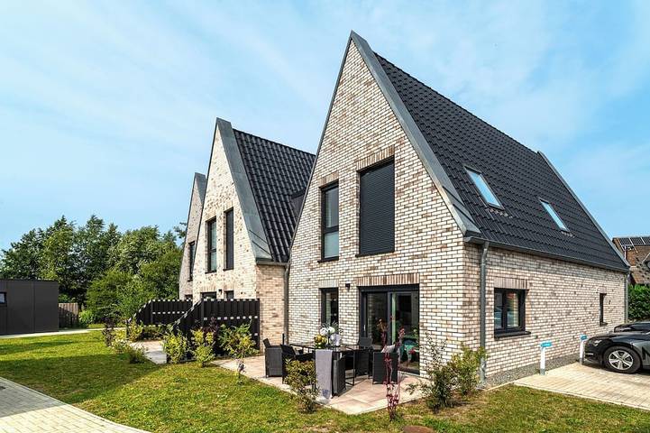 Ferienhaus für 8 Personen, mit Terrasse und Garten sowie Sauna in Dänschendorf