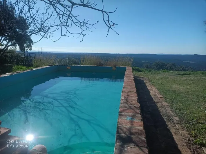 Ferienhaus für 8 Personen, mit Ausblick und Balkon sowie Pool - 1